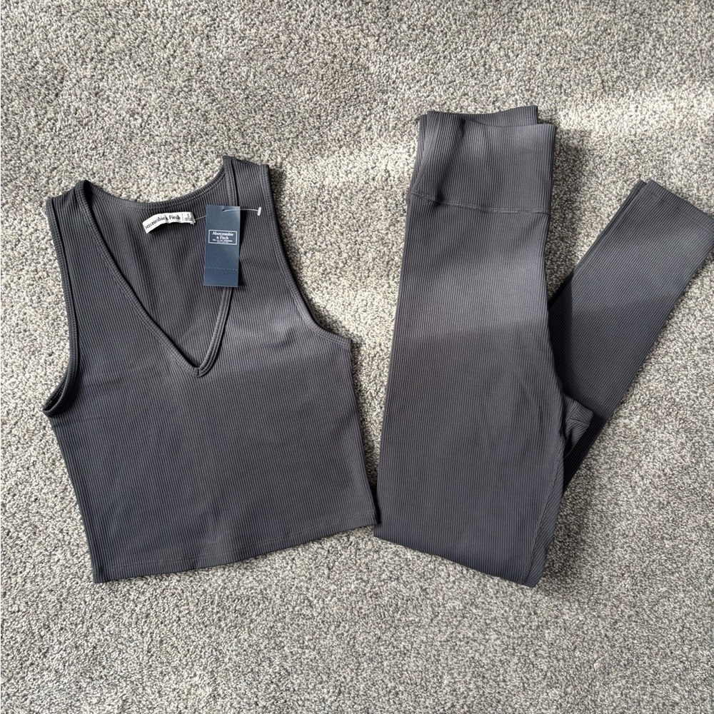 Abercrombie & Fitch Ribbed Tank and Legging Set in Charcoal Gray